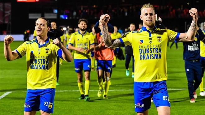 这些头盔能 这些头盔能