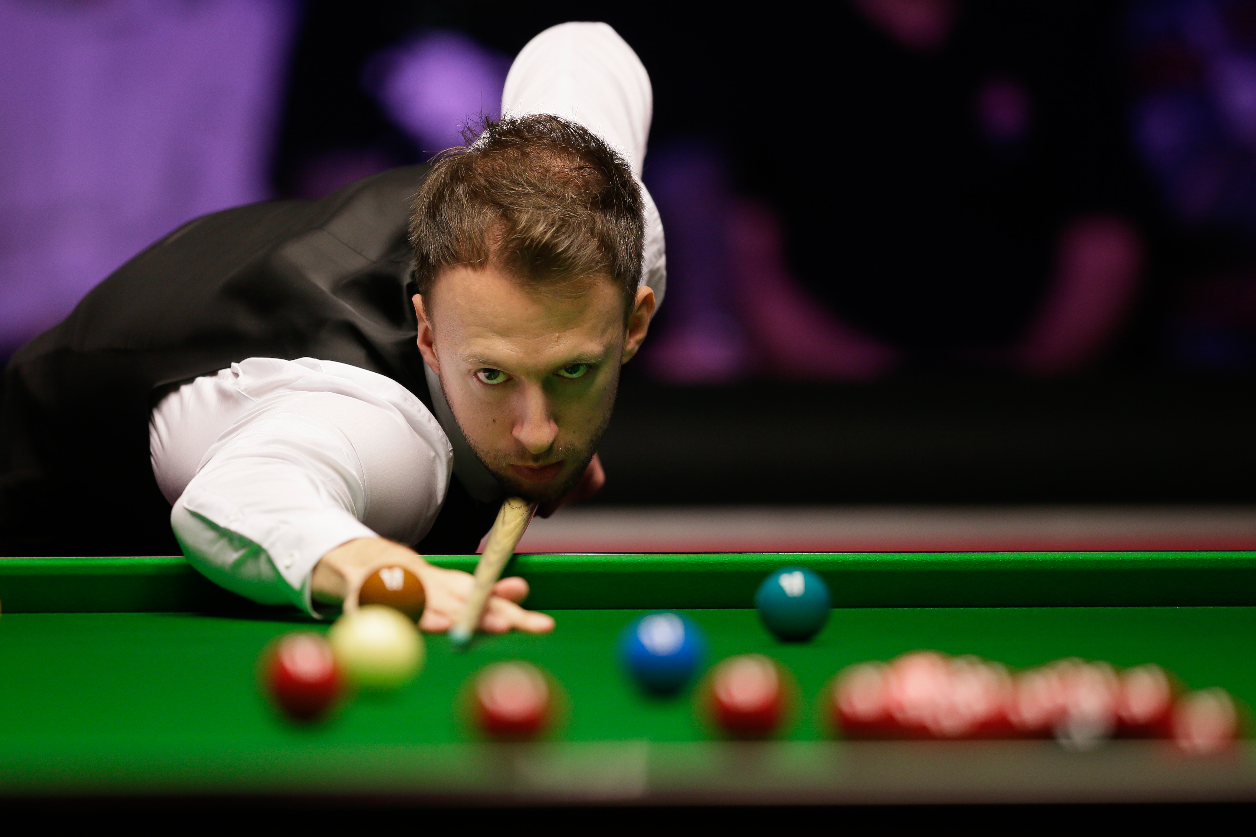 他在场上的 他在场上的